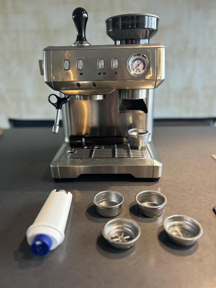 Solis grind en infuse Espresso machine  type 1018, Witgoed en Apparatuur, Koffiezetapparaten, Gebruikt, Gemalen koffie, Koffiebonen