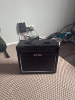 Harley Benton Amp's, Muziek en Instrumenten, Versterkers | Bas en Gitaar, Ophalen of Verzenden, Zo goed als nieuw, Minder dan 50 watt