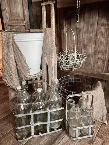 Diverse brocante accessoires beschikbaar voor biedingen
