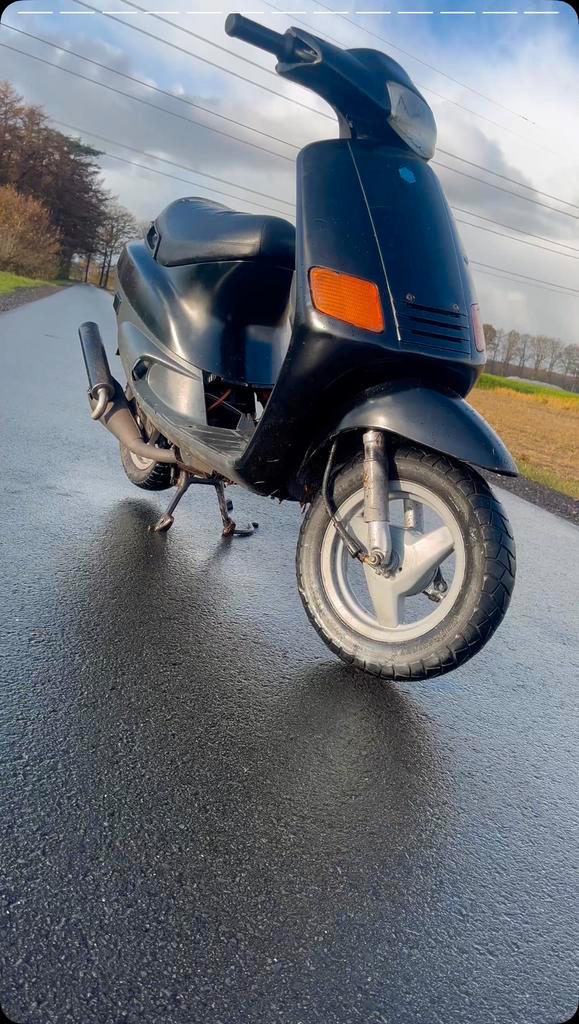 Piaggio zip type 1 te koop/te ruil, Fietsen en Brommers, Scooters | Piaggio, Zo goed als nieuw, Zip, Tweetakt, Verzenden