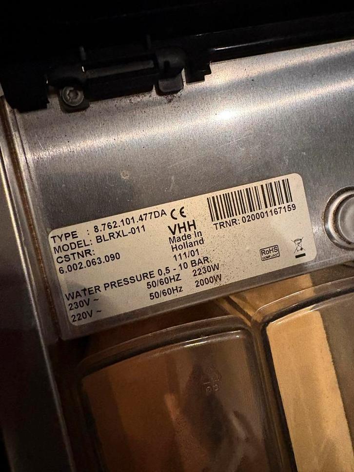 Nescafé Koffiemachine - Professioneel, Witgoed en Apparatuur, Koffiezetapparaten, Gebruikt, Koffiepads en cups, Koffiemachine