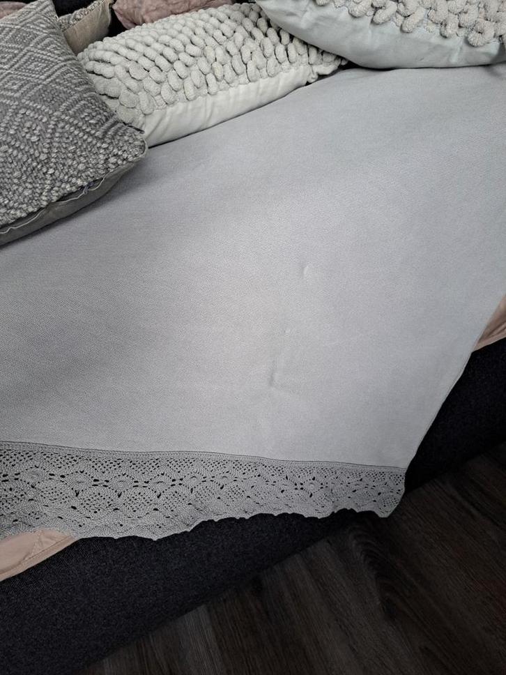 Beddensprei 280x280cm met Gehaakte Rand, Huis en Inrichting, Stoffering | Tapijten en Kleden, Ophalen of Verzenden