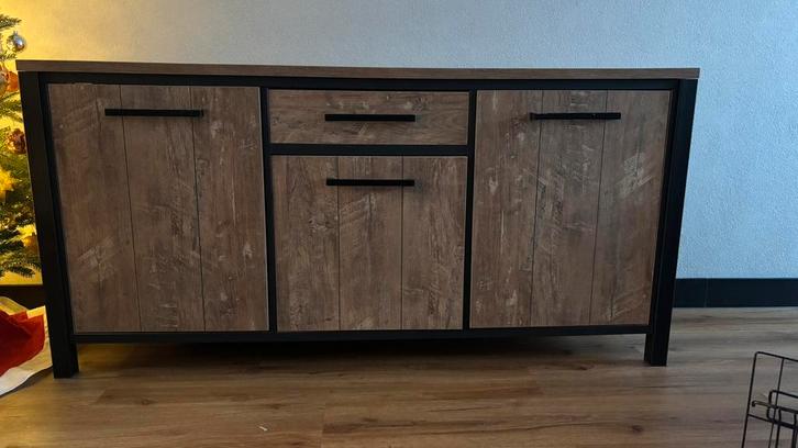 ZSM OPHALEN! Dressoir mendiga, Huis en Inrichting, Kasten | Dressoirs, Gebruikt, 150 tot 200 cm, 25 tot 50 cm, Ophalen of Verzenden