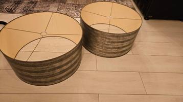 Twee Mooie Lampenkappen 70x35 beschikbaar voor biedingen