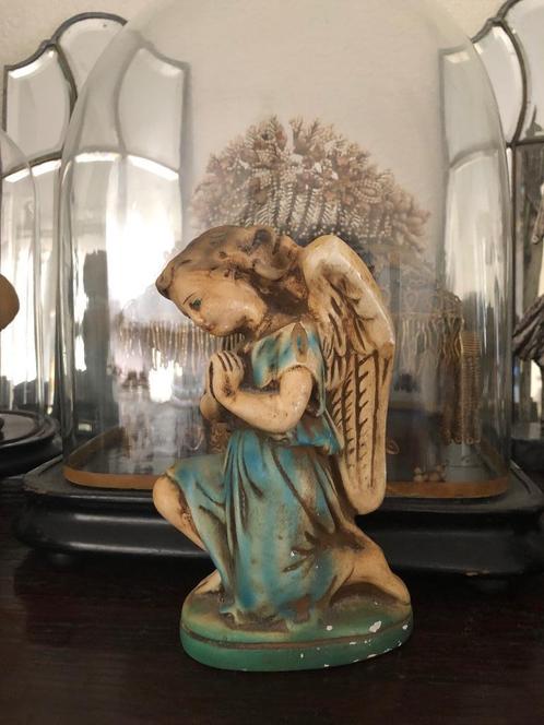 antiek gipsen beeld knielende engel - Religie -Kerst, Antiek en Kunst, Curiosa en Brocante, Ophalen of Verzenden