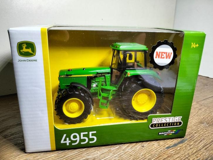Te koop Britains/Prestige John Deere 4955 ., Hobby en Vrije tijd, Modelauto's | 1:32, Nieuw, Tractor of Landbouw, Britains, Ophalen of Verzenden