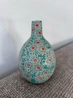 Leuke kleine vaas 14 cm hoog bloem aardewerk turkoois, Overige kleuren, Aardewerk of Porselein, Ophalen of Verzenden, Zo goed als nieuw