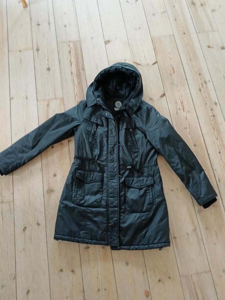 Adventure Line Winterjas Maat 40 - Zo goed als nieuw!, Kleding | Dames, Jassen | Zomer, Zo goed als nieuw, Maat 38/40 (M), Zwart