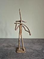 Afrikaans beeld. Man met hoorn, Antiek en Kunst, Kunst | Beelden en Houtsnijwerken, Ophalen of Verzenden