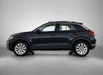 Volkswagen T-Roc 1.5 TSI Style Business | Automaat | Panoram, 12 maanden, Stof, 4 cilinders, Zwart