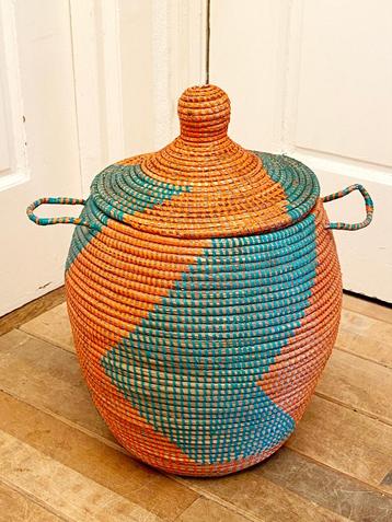 Senegalese mand oranje met groen ø32 cm h 45 cm beschikbaar voor biedingen