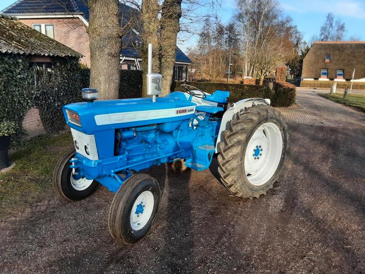 Te koop goedlopende Ford  5000, Zakelijke goederen, Agrarisch | Tractoren, 5000 tot 7500, Ford, tot 80 Pk, Oldtimer, Ophalen