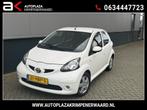Toyota Aygo 1.0-12V Sport Airco Carplay Nieuwe apk, Auto's, Voorwielaandrijving, Gebruikt, 4 stoelen, Origineel Nederlands