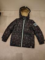 Z8 Stoere winterjas 128 Donkergrijs met accenten, Ophalen of Verzenden, Gebruikt, Maat 128