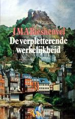 J.M.A. Biesheuvel - De verpletterende werkelijkheid, Boeken, Gelezen, Ophalen of Verzenden, Nederland