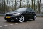 BMW 1-Serie 118i 136pk 2018 Zwart, Auto's, BMW, 1-Serie, 1280 kg, Zwart, 19 km/l