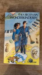 Thea Beckman - Wonderkinderen - Hardcover, Boeken, Ophalen of Verzenden, Gelezen