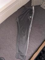 Adidas SST trainingspak broek XL, Kleding | Heren, Maat 56/58 (XL), Ophalen of Verzenden, Zo goed als nieuw, Adidas