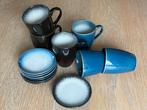 Mooie set kopjes en schoteltjes, Keramiek, Ophalen of Verzenden, Zo goed als nieuw, Effen