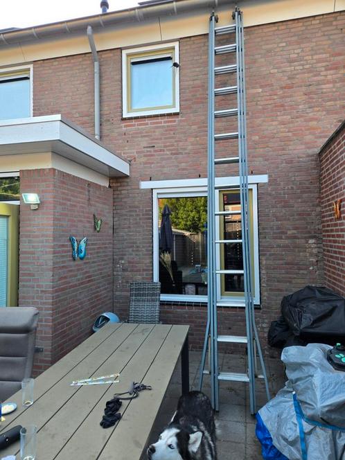 Dirks glazenwassersladder 3x14 35 cm opstap!!!, Doe-het-zelf en Verbouw, Ladders en Trappen, Gebruikt, Ladder, 4 meter of meer