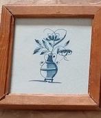 Tegeltje met bloem in vaas, Antiek en Kunst, Antiek | Wandborden en Tegels, Ophalen