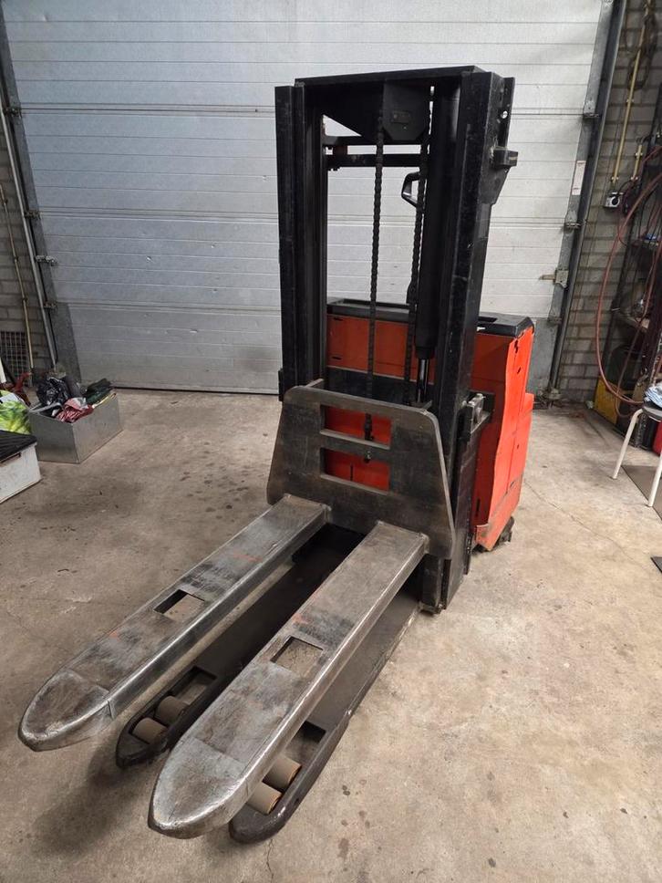 Gebruikte Stapelaar - Elektrisch, Doe-het-zelf en Verbouw, Transportwagens, 100 liter of meer, Ophalen