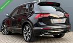 Volkswagen Tiguan 2.0 TSI 4M. 220PK Highline Pano.dak/Leder/, Gebruikt, Zwart, 2500 kg, Zwart