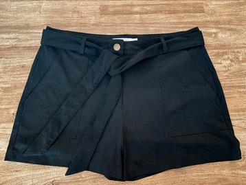 Nette suedine stretch short met band, XXL Costes, als nieuw beschikbaar voor biedingen