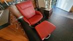 Comfortabele rode leren stoel met voetenbank, Minder dan 50 cm, Gebruikt, Minder dan 75 cm, Ophalen of Verzenden