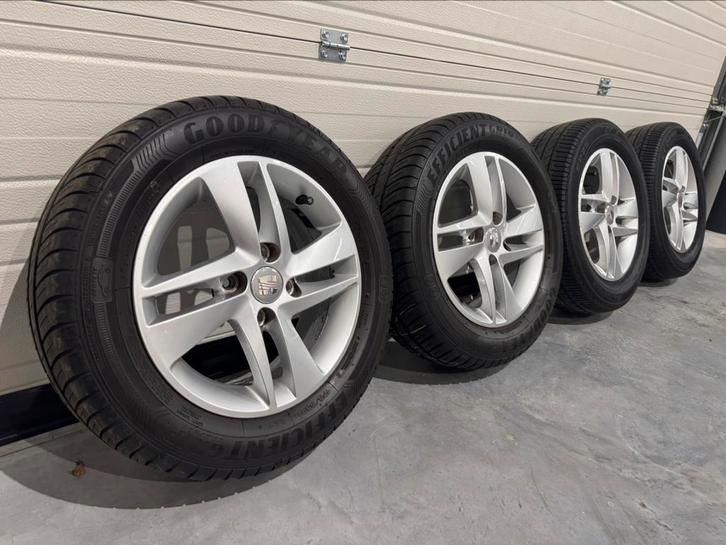Seat Mii velgen 14 inch 4x100 zomerset origineel seat, Auto-onderdelen, Banden en Velgen, Banden en Velgen, Zomerbanden, 14 inch