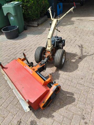 Holder veegmachine Type E-310 beschikbaar voor biedingen