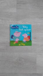 Boekje Peppa big 'volg het spoor', Ophalen of Verzenden, Zo goed als nieuw