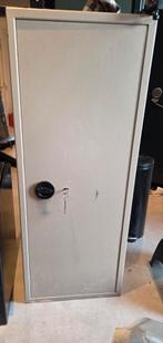 Wapenkast / Gewerenkluis voor 9 geweren, Ophalen, Gebruikt