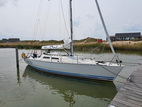 FF 95 met hefkiel, Watersport en Boten, Kajuitzeilboten en Zeiljachten, Gebruikt, Tour-wedstrijdjacht, Polyester, 9 tot 12 meter