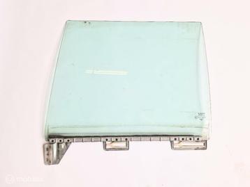 Zijruit linksachter Volvo 740 760 6848275 beschikbaar voor biedingen