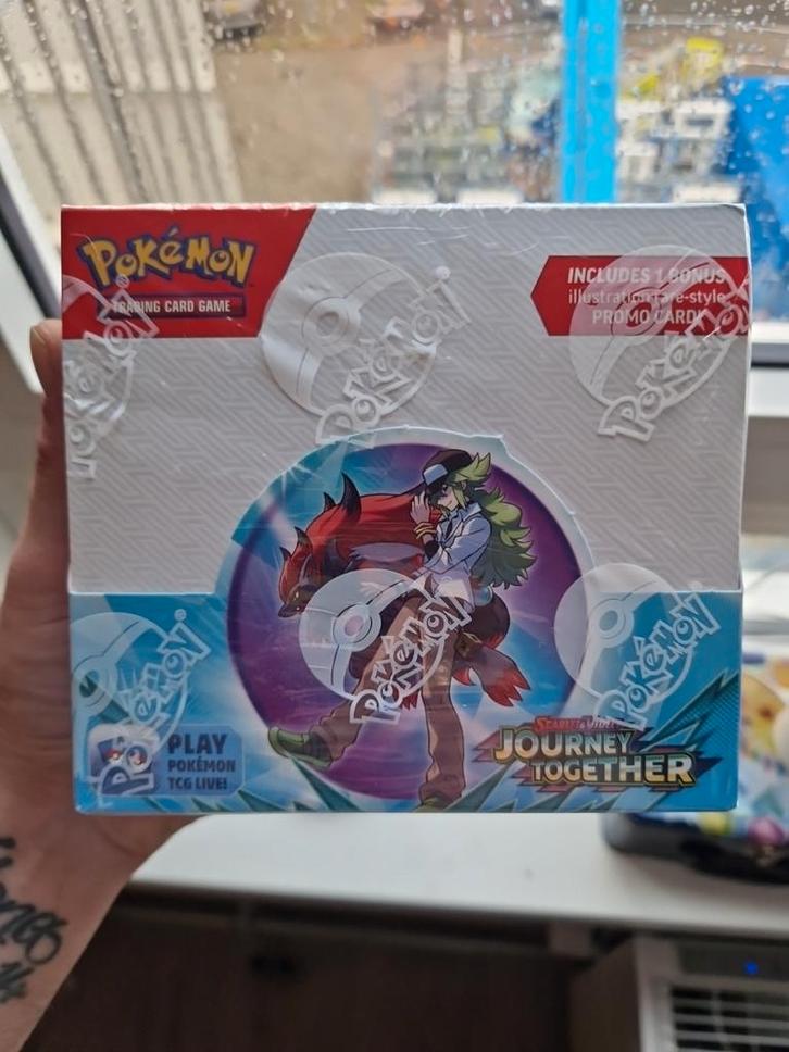 Enchanced Journey Together Boosterbox Scarlet and Violet, Hobby en Vrije tijd, Verzamelkaartspellen | Pokémon, Nieuw, Boosterbox