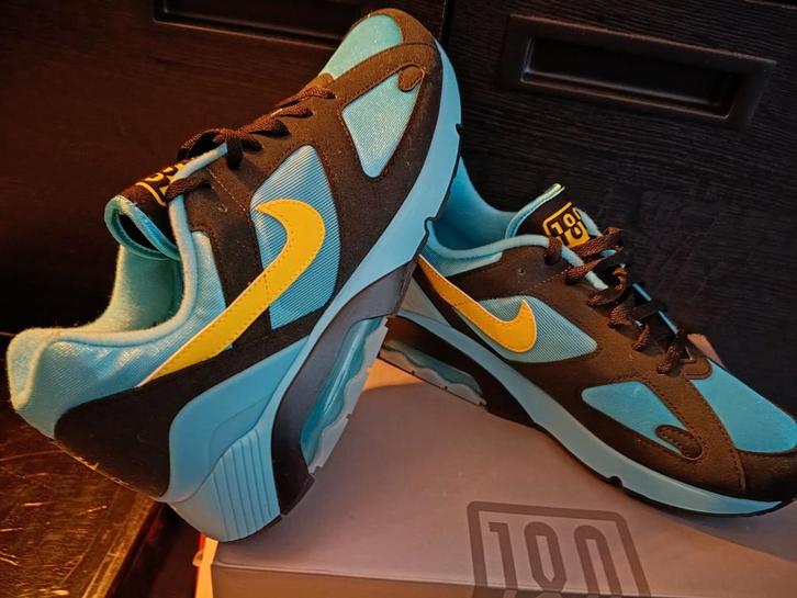 Nike Air 180 OG  Baltic blue Nieuw Maat 46, Kleding | Heren, Schoenen, Nieuw, Blauw, Ophalen of Verzenden