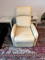 Twee nieuwe crèmekleurige relaxfauteuils, Huis en Inrichting, Fauteuils, Ophalen, Nieuw, Leer, 75 tot 100 cm
