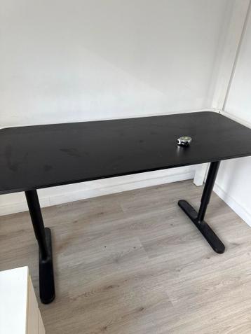 Zwart IKEA BEKANT Bureau 140x60 cm - afbeelding 2
