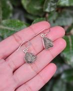 Ruwe Vrijvorm Pyriet Oorbellen Kin  - Echt Zilver, Hangers, Info@lavicollection.com, Nieuw, Met edelsteen