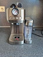 Koffiemachine met melkschuimer., Witgoed en Apparatuur, Ophalen, Zo goed als nieuw