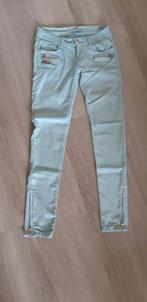 Skinny jeans, maat 36, zacht groen, Ophalen of Verzenden, Gedragen, Overige kleuren, W28 - W29 (confectie 36)