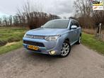 Mitsubishi Outlander 2.0 PHEV Instyle / Automaat / LM Velgen, Stoelverwarming, Zwart, 4 cilinders, Blauw