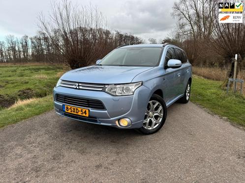 Mitsubishi Outlander 2.0 PHEV Instyle / Automaat / LM Velgen, Auto's, Mitsubishi, Bedrijf, Te koop, Outlander, 4x4, ABS, Achteruitrijcamera