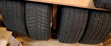4 Winterbanden 225 65R17 102H incl. lichtmetalen/alu velgen beschikbaar voor biedingen