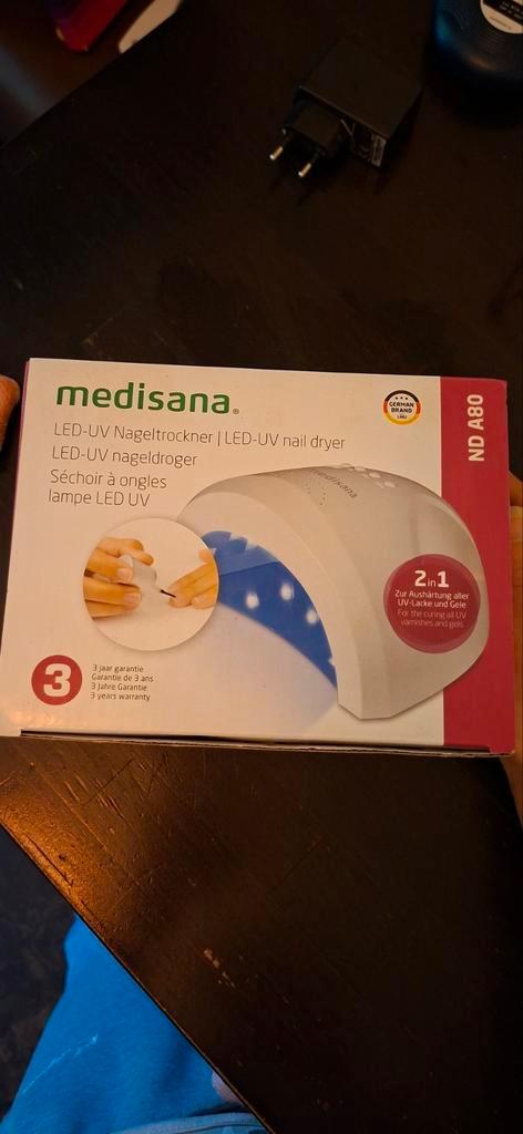 Medisana LED-UV Nageldroger - Zo goed als nieuw!, Witgoed en Apparatuur, Persoonlijke-verzorgingsapparatuur, Zo goed als nieuw