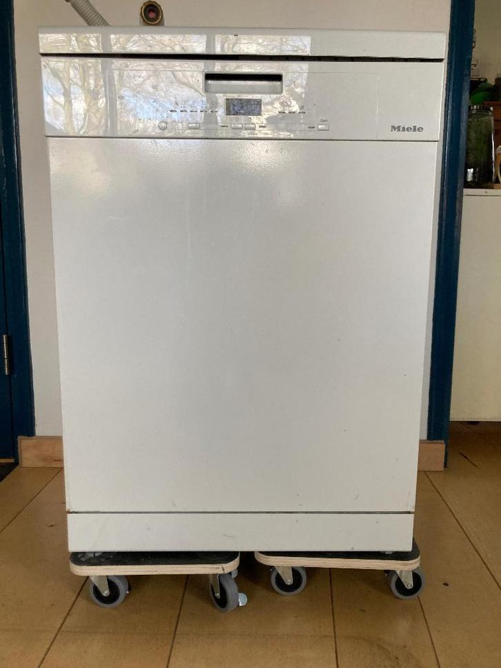 Miele vaatwasser G 5022 SC Wit, Witgoed en Apparatuur, Vaatwasmachines, Gebruikt, Vrijstaand, Minder dan 85 cm, 45 tot 60 cm, Eco programma