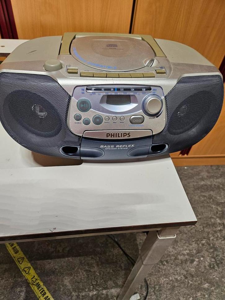 Philips AZ118 Draagbare Radio CD-speler, Audio, Tv en Foto, Radio's, Gebruikt, Radio, Met cd-speler, Ophalen of Verzenden