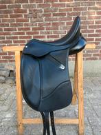 Bates Isabell Werth dressuurzadel 17,5 inch HART uit 2021, Dieren en Toebehoren, Paarden en Pony's | Zadels, Ophalen of Verzenden