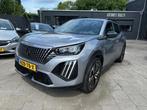 Peugeot 2008 1.2 (130pk) Allure! Aut! Nieuw model!, Gebruikt, Zwart, 1199 cc, Leder en Stof